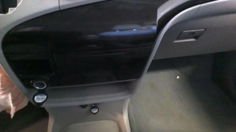 Parabrisas derecho usado se adapta a: Toyota Sienna 2012 pilar derecho grado A Foto 1 de 4