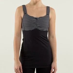 LULULEMON Parallel Stripe Black White Aria Tank II Power Luxtreme Yoga Top Sz 8 - Picture 1 of 10