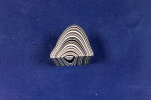 Finished Piece of Fordite - 24.86mm x 20.9mm x 10.16mm (2872) - Picture 1 of 4