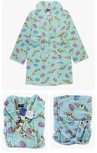 Star Wars Girl's The Mandalorian Baby Yoda Luxe Plush Fleece Robe Size 8 Sealed - Picture 1 of 4
