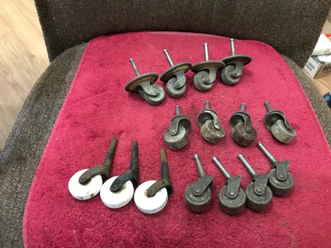 15 Vintage Casters Lot. 4 Differant Styles. Good Cover