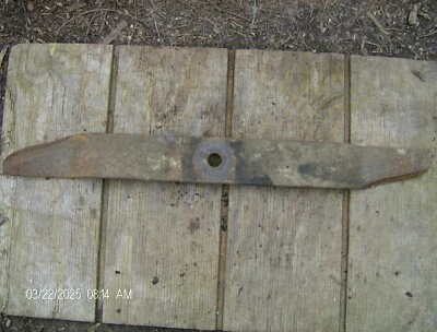 gravely 30" brush hog blade 3/8" thick right hand turn M106 - Image 1 of 2