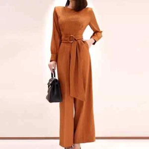 Anzug Frau Jumpsuit Nadelstreifen mit Gürtel Elegant Beige Weich 22916 - Bild 1 von 8