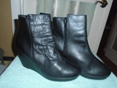 Botines de cuña de cuero negro Sahara México para mujer talla US 10.5 Mex 27 Foto 1 de 4