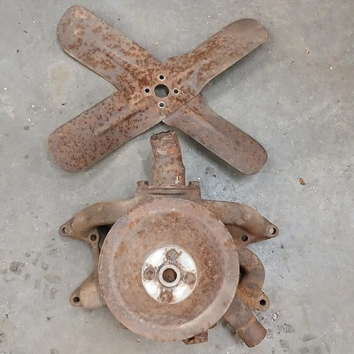 Dodge 241 270 Hemi 1953-1955 bomba de agua carcasa ventilador, polea 1329277 Coronet 1954 Foto 1 de 4