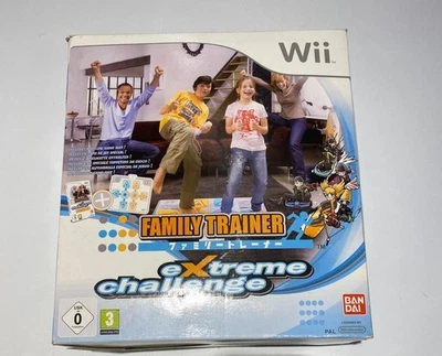 Nintendo Balance Board + Gioco WII Fit + Tappeto Family Trainer + Extreme Chall. - Immagine 1 di 4