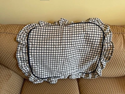 Waverly Garden Room Wellington Volantes Negro Crema Estándar Almohada Enrejado Falso Foto 1 de 3