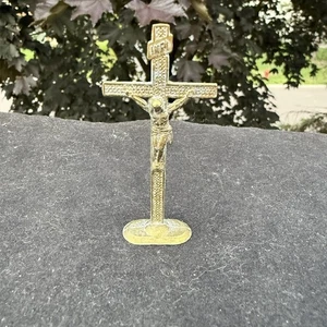 Vintage INRI Jesus Miniature Metal Cross Crucifix Stand 2.5” - Picture 1 of 3