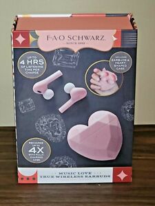 FAO Schwarz “Music Love” Pink Wireless Ear Buds & Mic Heart Shaped Case New Kids