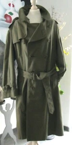 Gabardina Burberry 52 (aprox 44/46) verde / caqui brillante nueva - Imagen 1 de 13