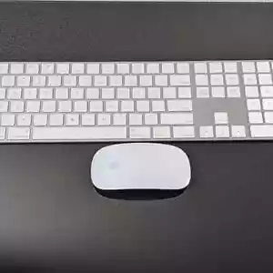 Apple Magic Keyboard with Numeric Keypad 2 and Apple Magic Mouse 2 - Picture 1 of 9