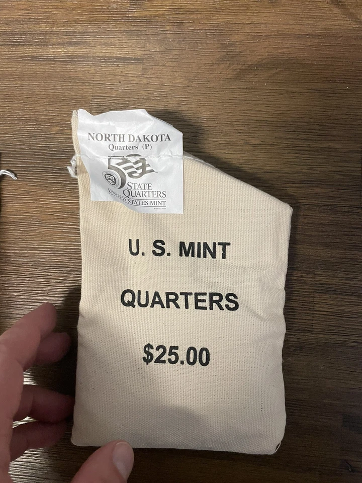 2006 P North Dakota State Quarter Original Mint Sewn Bag 100 coins - Image 1 of 1