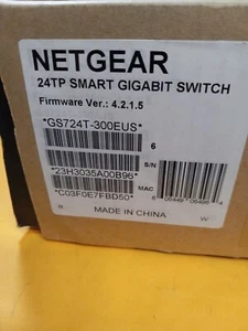 Netgear GS724T V3 Prosafe 24 Port Gigabit Ethernet Smart Switch + power cord - Picture 1 of 7