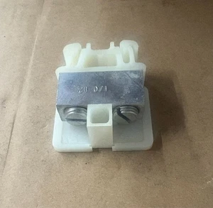 Allen Bradley 1492-CE2 Reihenklemmen Menge 10 Blöcke - Bild 1 von 13