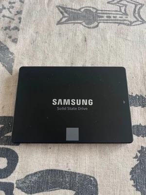 Samsung 860 Evo 500gb SSD - Image 1 of 2