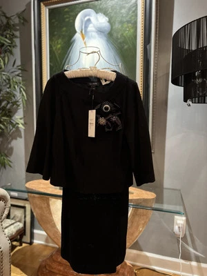 Black St. John’s skirt suit with flower embellishment size 12 - Image 1 of 4