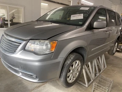 Conjunto de bomba y motor ABS usado se adapta a: Chrysler Town & Country 2016 bomba solo Gr Foto 1 de 4