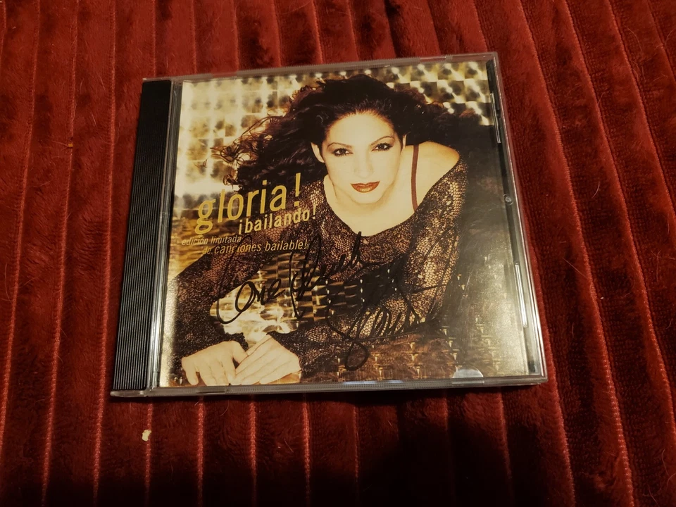 Gloria Estefan, Bailando. Autographed Promo CD Megamix / Medley - Image 1 of 1