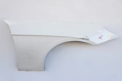 Guardabarros derecho/pasajero Mercedes CLS550 06-11 blanco 2198800818 06, A915, OEM, 200 Foto 1 de 4