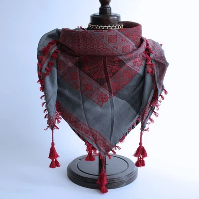 Máscara facial Keffiyeh roja, vestido árabe, Arafat Hatta, regalo de graduación, regalo único Foto 1 de 4