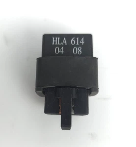 SYM GTS 125 07-14 Relay 38800-H5B-000 - Picture 1 of 7