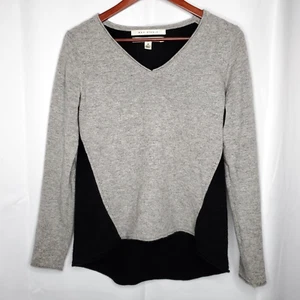 Max Studio Cashmere Sweater M Hi Lo Color Block Gray Black Rolled V Neck Cuffs - Picture 1 of 7