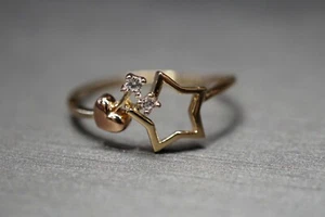 14K Solid Yellow Gold Star With Tiny Heart Fancy CZ Ring. Size 7 - Picture 1 of 8