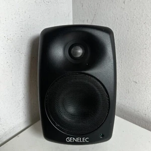 Genelec 4020B Black Compact Indoor Two-Way Active Installation Speaker System - Picture 1 of 10