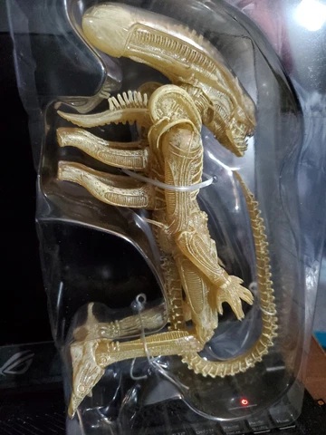 NECA ALIEN 40TH ANNIVERSAY [PROTOTYPE SUIT]  FIGURE loose mint Cover