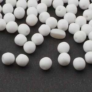 Lot (100) Czech vintage white round glass beads 5mm - Picture 1 of 3