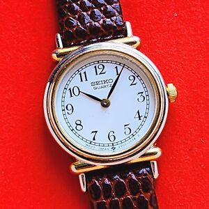 Seiko Ladies Watch Beautiful Dial With Brown Leather Band 2Y00-0B19 Vintage