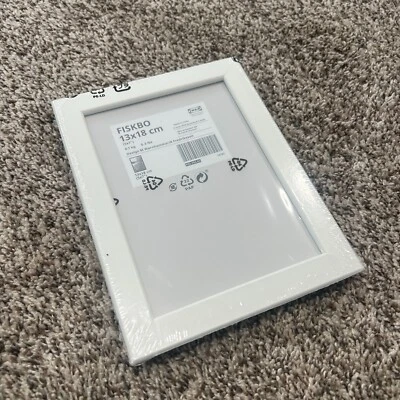IKEA 5"x7" FISKBO Blanco Marco de Fotos Foto 13x18cm Retrato Paisaje Nuevo Foto 1 de 4