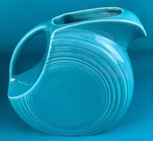 Vtg Original MCM Fiesta Fiestaware TURQUOISE Disk 7" Water Pitcher - Beautiful - Picture 1 of 7