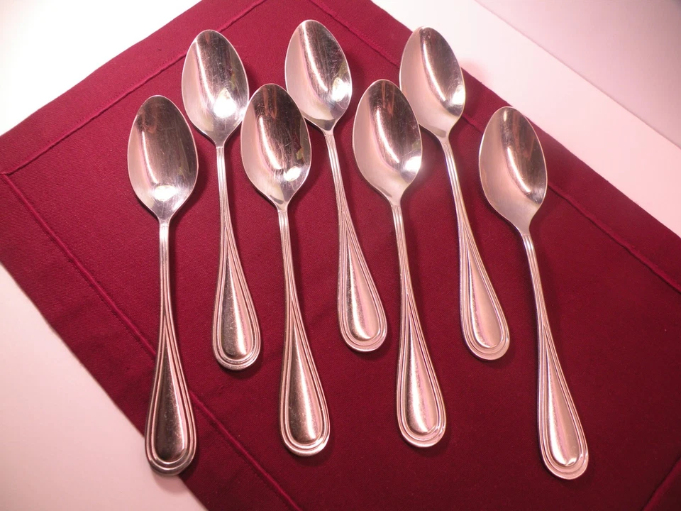 Conjunto de 7 configurações gourmet GON23 colheres de sopa de aço inoxidável 18/10 delineadas 8 1/8" - Imagem 1 de 4
