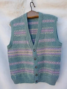 Vintage Vest Men's Medium Green Wool Blend Sweater Made in Spain - Picture 1 of 9