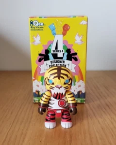Qee Series 4 UK - Tiger Toyer - Terry's Factor - 2.5" - 2004 - Toy2R - Complete! - Imagen 1 de 4