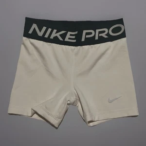Nike Pro Shorts Girls white Dri-FIT Compression bike shorts black band DA1033100 - Picture 1 of 7