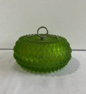 Vintage satiniertes grünes Glas Sägezahn Diamantspitze Pulverglas mit Metallgriff 5" x 3,5 - Bild 1 von 16