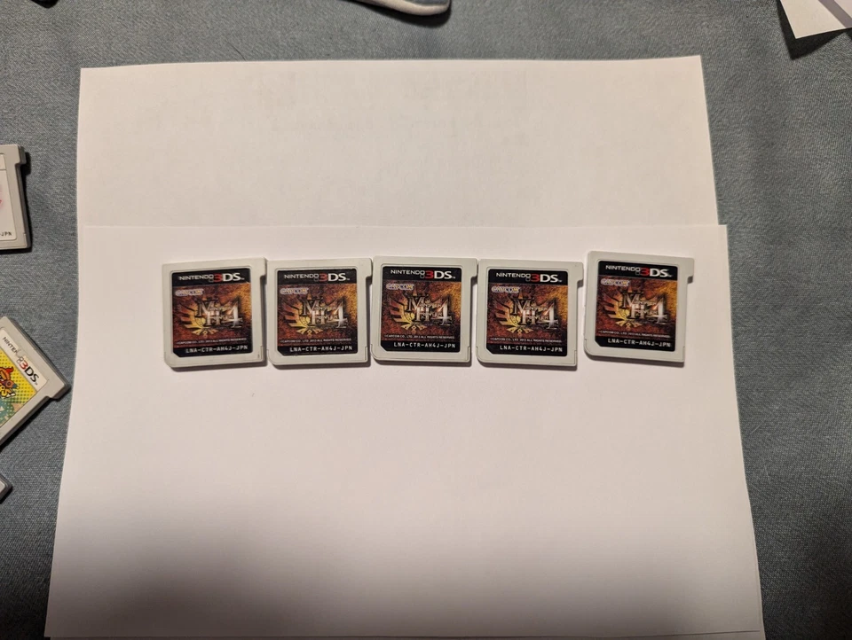 Nintendo 3DS Monster Hunter 4  Japanese Action Games CAPCOM - Image 1 of 1