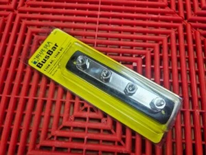 Blue Sea System 2303 Bus Bar 150A (4x) 1/4-20 Stud - Picture 1 of 4