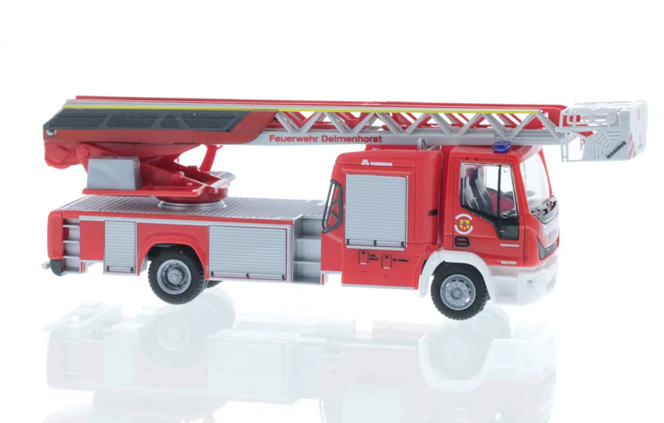 Rietze 68499 - 1/87 Magirus DLK '18 FW DELMENHORST - Nuovo - Immagine 1 di 1