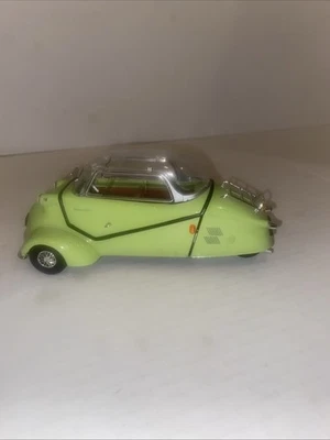 A71 1:18 REVELL MESSERSCHMITT KR200 KR 200 GREEN - Image 1 of 4