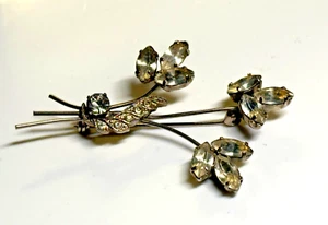 Vintage Brooch Rhinestone Diamante Silver Tone Metal Pin - Picture 1 of 11