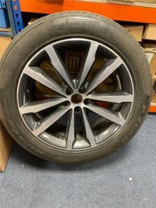CERCHIO IN LEGA JAGUAR F PACE 20 POLLICI VELENO USATO ORIGINALE - Foto 1 di 1