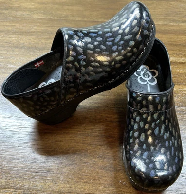 Sanita Clogs EU Size 39, US Size 8.5, Black Patton With Rainbow Spotted Print - Image 1 of 4