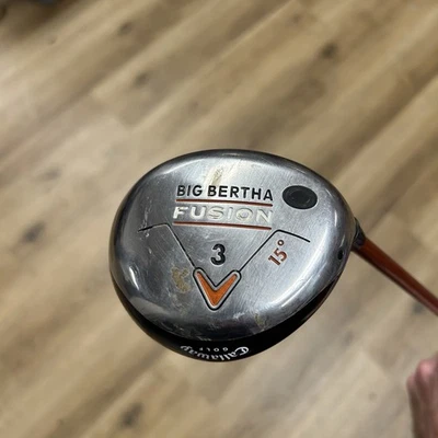 Club de Golf Callaway Big Bertha Fusion 3 Madera 15 Grados Aldila NVS 55-R 350 Foto 1 de 4