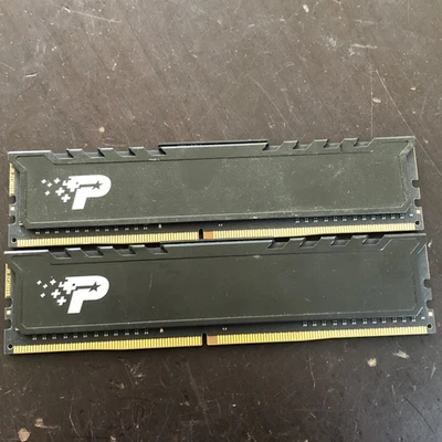 Patriot 16GB (2x8GB) PC4-21300 DDR4-2666 Heatsink Desktop RAM (PSP48G266681H1B) - Image 1 of 3