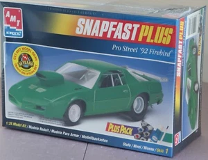 PRO STREET 1992 FIREBIRD Snapfast PLUS 1/25 Model Kit NOS from 1998 - Picture 1 of 7
