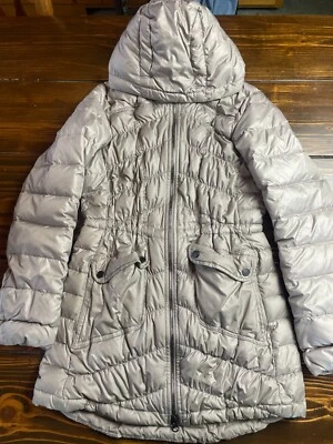 Chaqueta de invierno Athleta Puffer para mujer talla XS tostada con capucha bolsillos completos plumón de ganso Foto 1 de 4