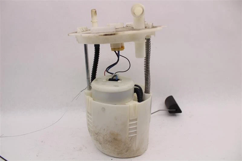 Used Fuel Pump fits: 2008 Ford Taurus Pump Assembly Federal emissions FWD Grade Foto 1 de 4